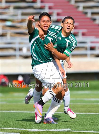Thumbnail 1 in Vista del Lago vs. Central Valley (CIF SJS D4 Final) photogallery.