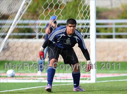 Thumbnail 1 in Vista del Lago vs. Central Valley (CIF SJS D4 Final) photogallery.