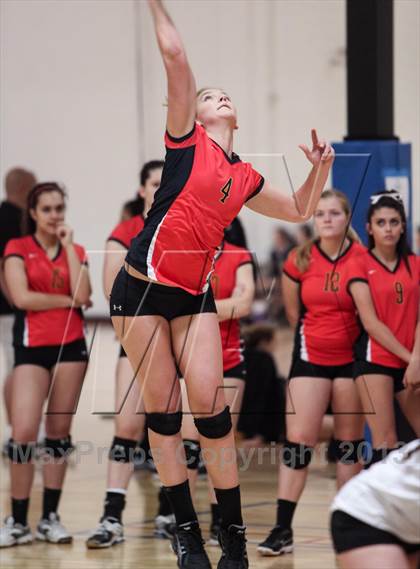 Thumbnail 2 in Flagstaff vs. Seton Catholic (Nike Tournament of Champions) photogallery.