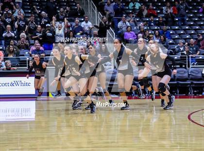 Thumbnail 2 in Goliad vs. Bushland (UIL 3A Volleyball Division I Final) photogallery.