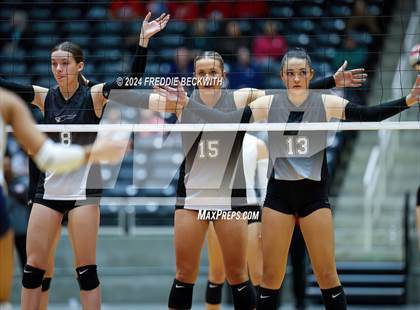 Thumbnail 1 in Goliad vs. Bushland (UIL 3A Volleyball Division I Final) photogallery.