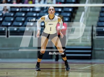 Thumbnail 2 in Goliad vs. Bushland (UIL 3A Volleyball Division I Final) photogallery.