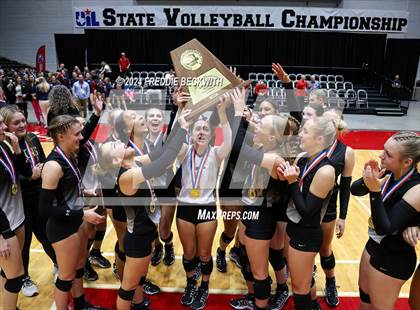 Thumbnail 3 in Goliad vs. Bushland (UIL 3A Volleyball Division I Final) photogallery.