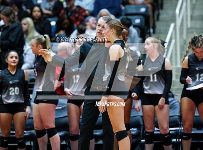Thumbnail 2 in Goliad vs. Bushland (UIL 3A Volleyball Division I Final) photogallery.