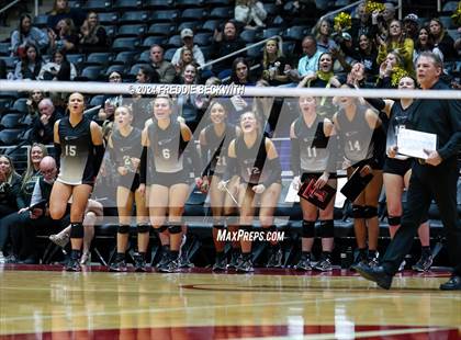 Thumbnail 3 in Goliad vs. Bushland (UIL 3A Volleyball Division I Final) photogallery.