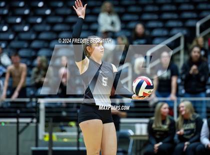 Thumbnail 1 in Goliad vs. Bushland (UIL 3A Volleyball Division I Final) photogallery.