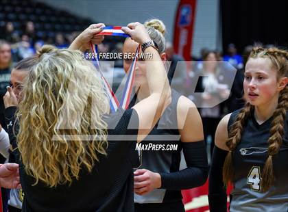 Thumbnail 3 in Goliad vs. Bushland (UIL 3A Volleyball Division I Final) photogallery.