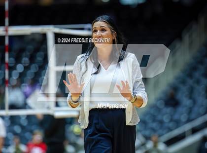 Thumbnail 2 in Goliad vs. Bushland (UIL 3A Volleyball Division I Final) photogallery.