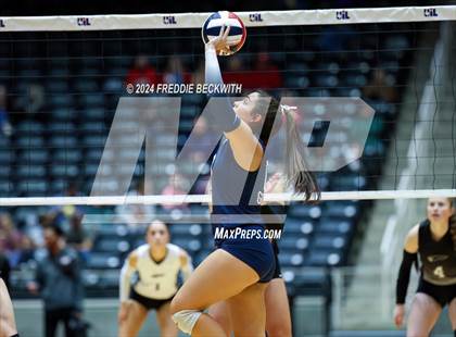 Thumbnail 1 in Goliad vs. Bushland (UIL 3A Volleyball Division I Final) photogallery.