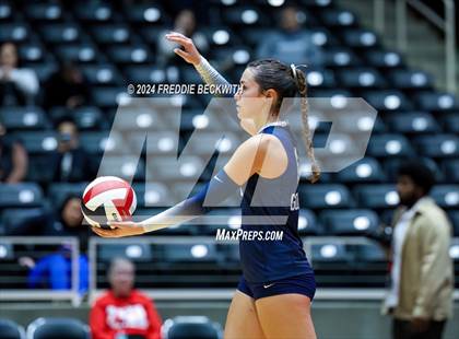 Thumbnail 2 in Goliad vs. Bushland (UIL 3A Volleyball Division I Final) photogallery.