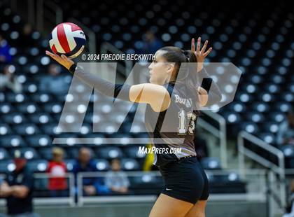 Thumbnail 2 in Goliad vs. Bushland (UIL 3A Volleyball Division I Final) photogallery.