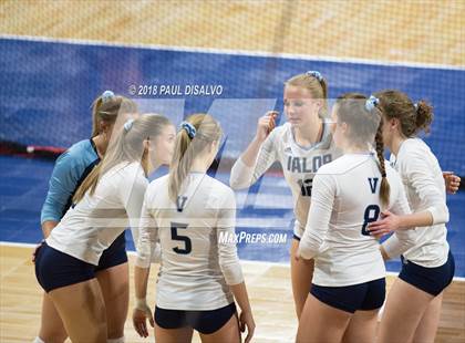 Thumbnail 2 in Eaglecrest vs. Valor Christian (CHSAA 5A Semi-Final) photogallery.