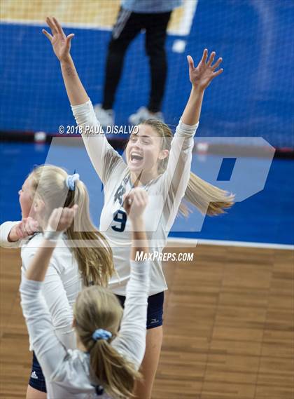 Thumbnail 3 in Eaglecrest vs. Valor Christian (CHSAA 5A Semi-Final) photogallery.