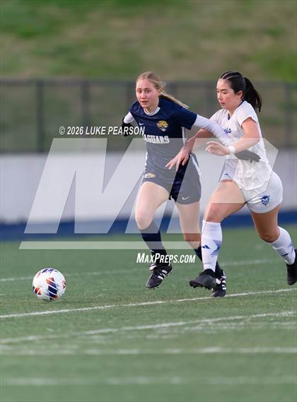 Thumbnail 1 in Gregori vs. Davis Sr. (CIF SJS D1 Final) photogallery.