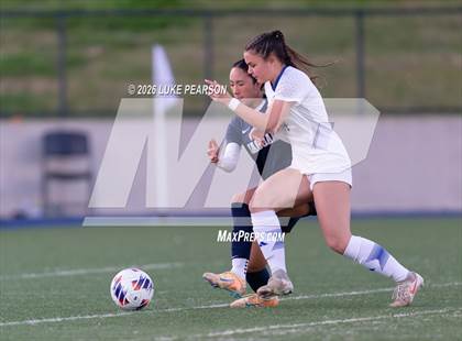 Thumbnail 1 in Gregori vs. Davis Sr. (CIF SJS D1 Final) photogallery.