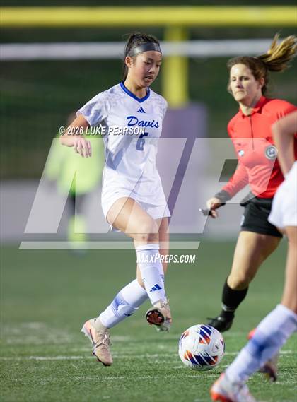 Thumbnail 2 in Gregori vs. Davis Sr. (CIF SJS D1 Final) photogallery.