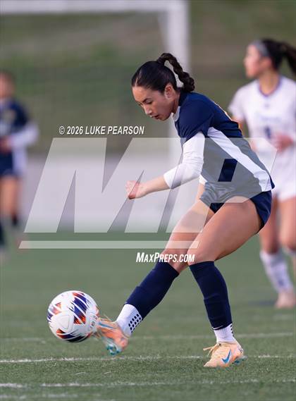 Thumbnail 1 in Gregori vs. Davis Sr. (CIF SJS D1 Final) photogallery.