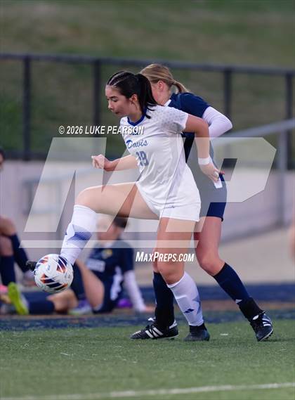 Thumbnail 3 in Gregori vs. Davis Sr. (CIF SJS D1 Final) photogallery.