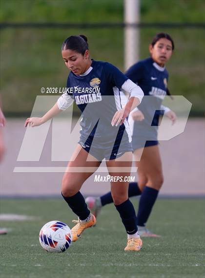 Thumbnail 1 in Gregori vs. Davis Sr. (CIF SJS D1 Final) photogallery.