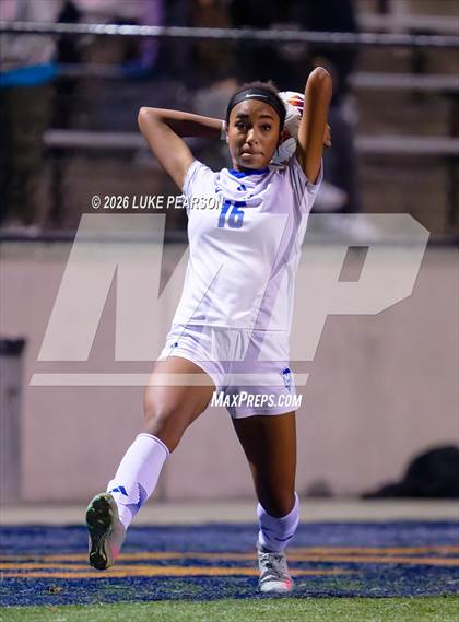 Thumbnail 2 in Gregori vs. Davis Sr. (CIF SJS D1 Final) photogallery.