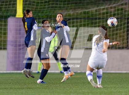 Thumbnail 3 in Gregori vs. Davis Sr. (CIF SJS D1 Final) photogallery.