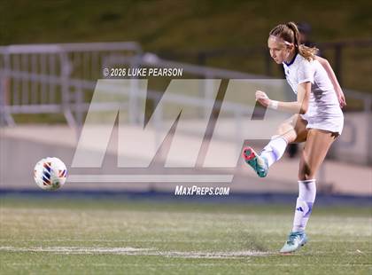 Thumbnail 2 in Gregori vs. Davis Sr. (CIF SJS D1 Final) photogallery.