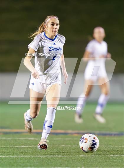 Thumbnail 1 in Gregori vs. Davis Sr. (CIF SJS D1 Final) photogallery.