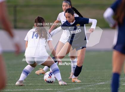 Thumbnail 2 in Gregori vs. Davis Sr. (CIF SJS D1 Final) photogallery.