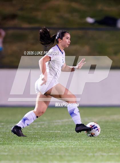 Thumbnail 2 in Gregori vs. Davis Sr. (CIF SJS D1 Final) photogallery.