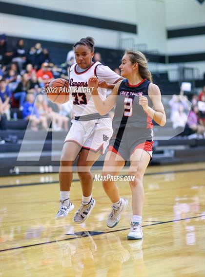 Thumbnail 1 in Vista Ridge vs. Lake Travis (UIL 6A Bi-District Playoff) photogallery.