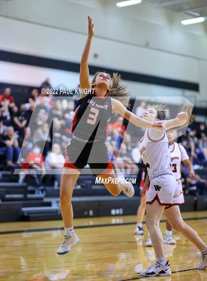 Thumbnail 3 in Vista Ridge vs. Lake Travis (UIL 6A Bi-District Playoff) photogallery.