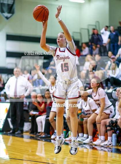 Thumbnail 2 in Vista Ridge vs. Lake Travis (UIL 6A Bi-District Playoff) photogallery.