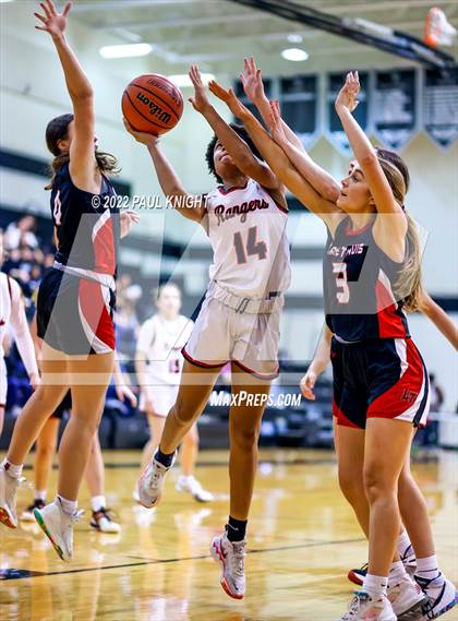 Thumbnail 3 in Vista Ridge vs. Lake Travis (UIL 6A Bi-District Playoff) photogallery.