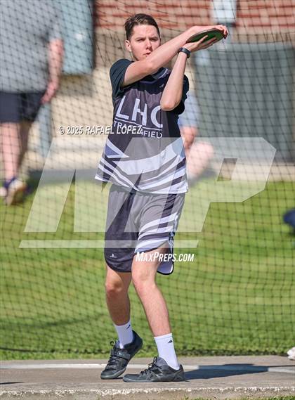 Thumbnail 2 in Lake Houston Conquerors Invitational (Discus) photogallery.