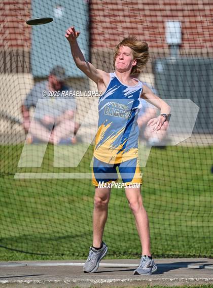 Thumbnail 3 in Lake Houston Conquerors Invitational (Discus) photogallery.