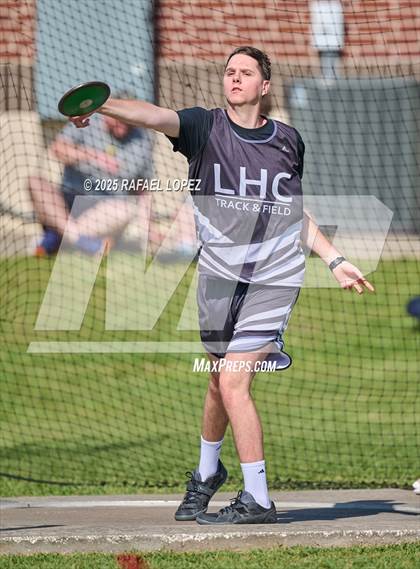 Thumbnail 3 in Lake Houston Conquerors Invitational (Discus) photogallery.