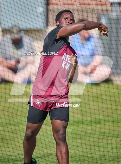 Thumbnail 1 in Lake Houston Conquerors Invitational (Discus) photogallery.