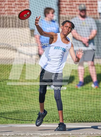 Thumbnail 3 in Lake Houston Conquerors Invitational (Discus) photogallery.
