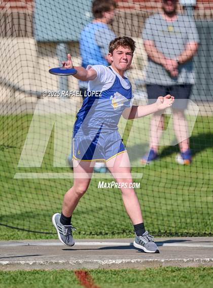 Thumbnail 3 in Lake Houston Conquerors Invitational (Discus) photogallery.