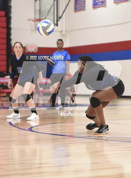Thumbnail 1 in Antioch @ McGavock photogallery.