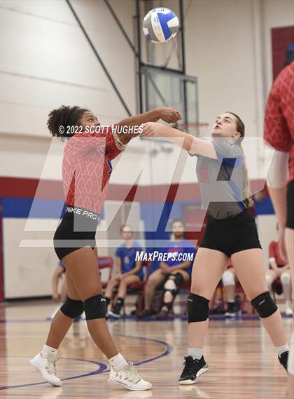 Thumbnail 2 in Antioch @ McGavock photogallery.