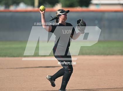Thumbnail 1 in Oaks Christian @ Roosevelt (CIF State D1 SoCal Regional Final) photogallery.