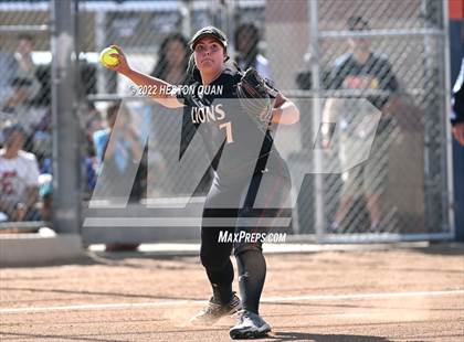 Thumbnail 2 in Oaks Christian @ Roosevelt (CIF State D1 SoCal Regional Final) photogallery.