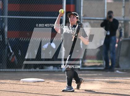 Thumbnail 1 in Oaks Christian @ Roosevelt (CIF State D1 SoCal Regional Final) photogallery.