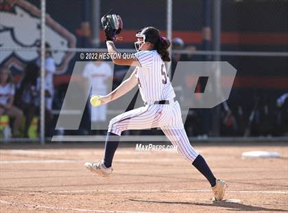 Thumbnail 2 in Oaks Christian @ Roosevelt (CIF State D1 SoCal Regional Final) photogallery.