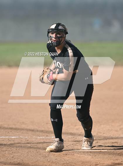 Thumbnail 2 in Oaks Christian @ Roosevelt (CIF State D1 SoCal Regional Final) photogallery.