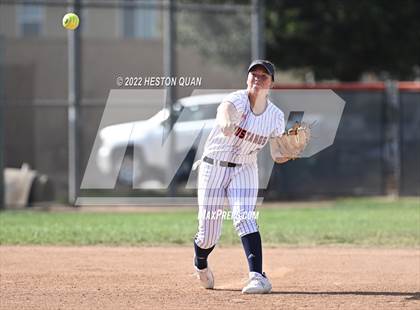 Thumbnail 2 in Oaks Christian @ Roosevelt (CIF State D1 SoCal Regional Final) photogallery.