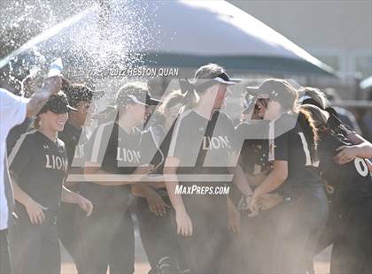 Thumbnail 2 in Oaks Christian @ Roosevelt (CIF State D1 SoCal Regional Final) photogallery.