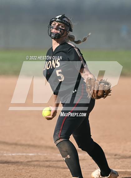 Thumbnail 1 in Oaks Christian @ Roosevelt (CIF State D1 SoCal Regional Final) photogallery.