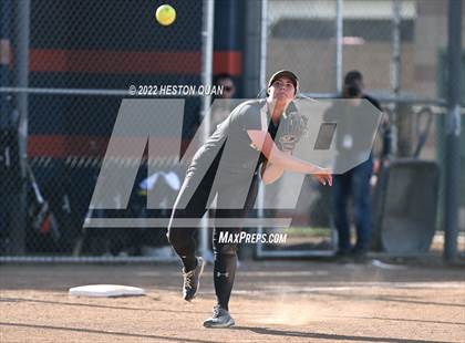 Thumbnail 2 in Oaks Christian @ Roosevelt (CIF State D1 SoCal Regional Final) photogallery.